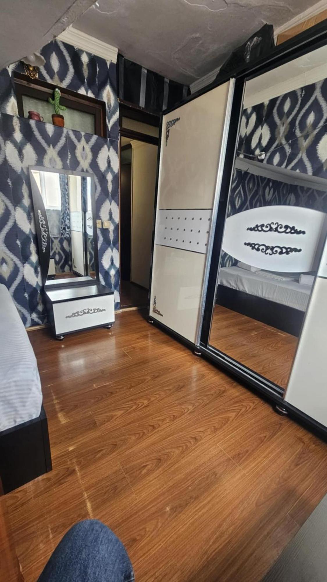 Apartment Zurabi Batumi Eksteriør billede